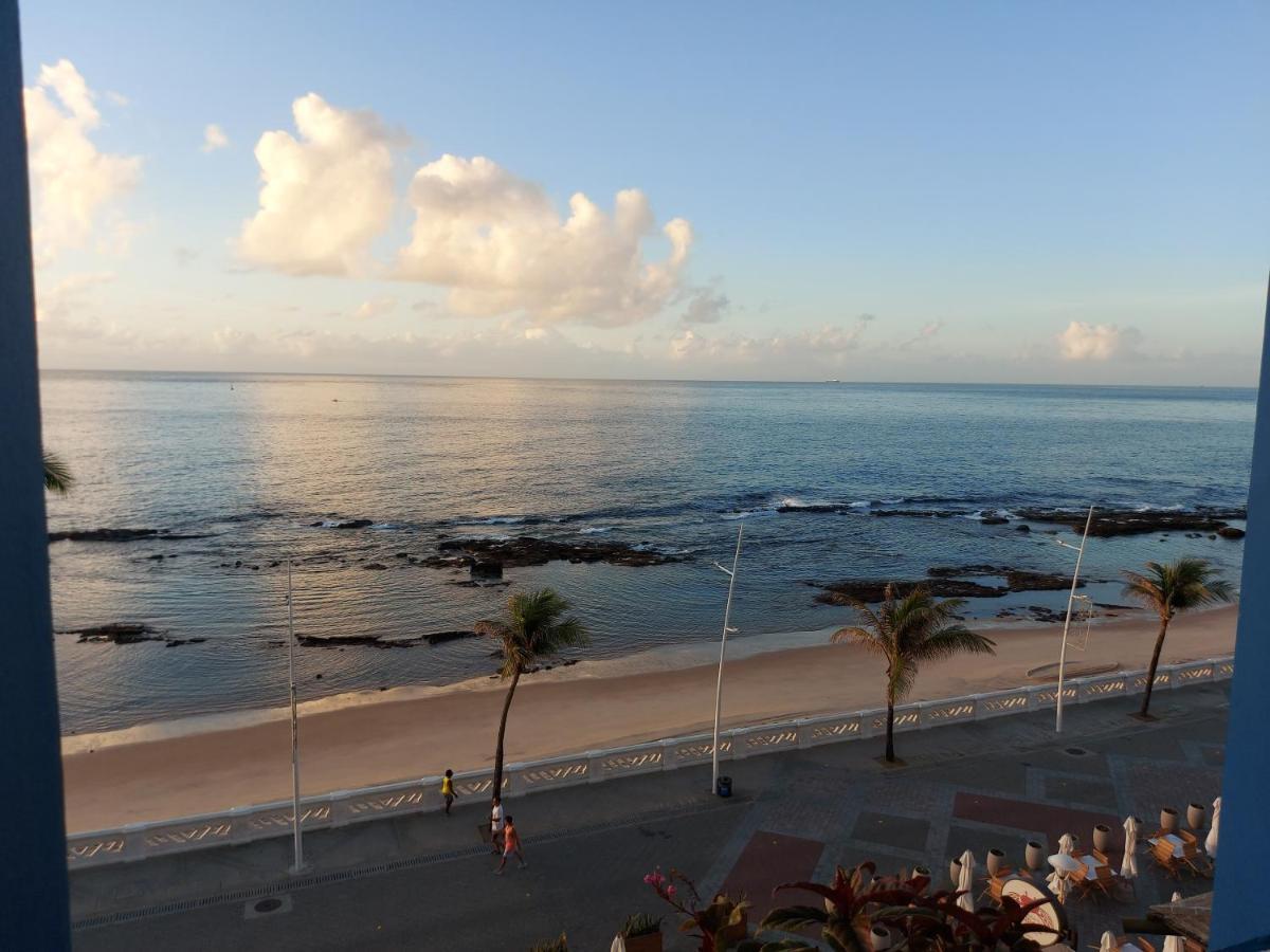 Apart-Hotel Na Praia Do Farol Da Barra Salvador Exterior photo
