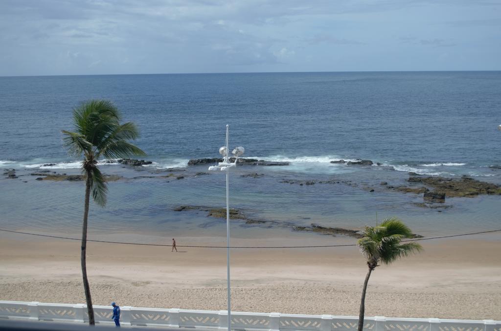 Apart-Hotel Na Praia Do Farol Da Barra Salvador Exterior photo