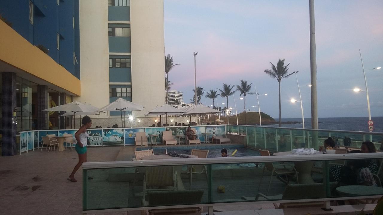 Apart-Hotel Na Praia Do Farol Da Barra Salvador Exterior photo